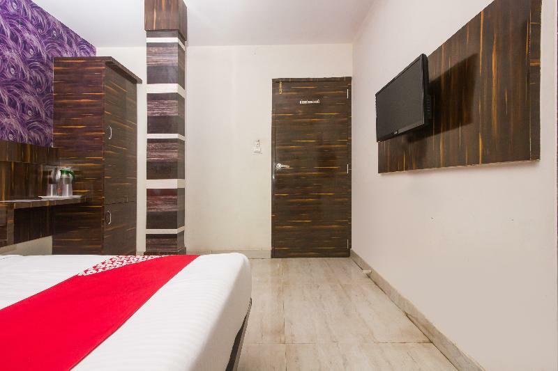 Oyo 8193 Hotel Pearl View Mumbai Ngoại thất bức ảnh