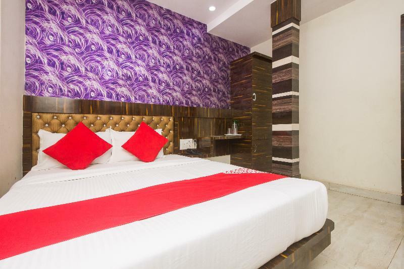 Oyo 8193 Hotel Pearl View Mumbai Ngoại thất bức ảnh